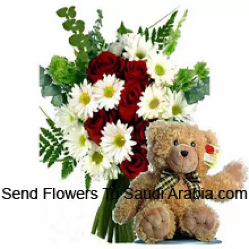Botte de roses rouges et de gerberas blancs accompagnée d'un mignon ours en peluche brun de 12 pouces de hauteur