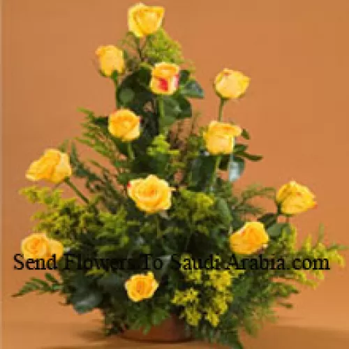 Basket Of 12 Yellow Roses With Fillers